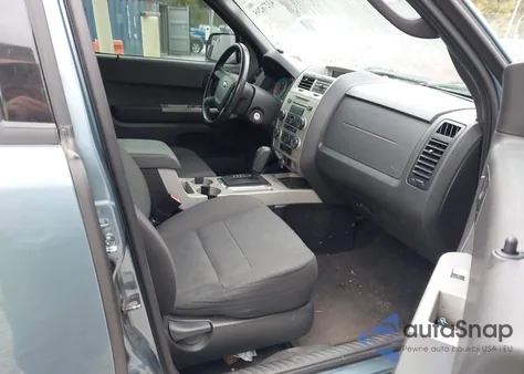 2011 Ford Escape Xlt z USA, uszkodzony, nr VIN 1FMCU9D7XBKC01825